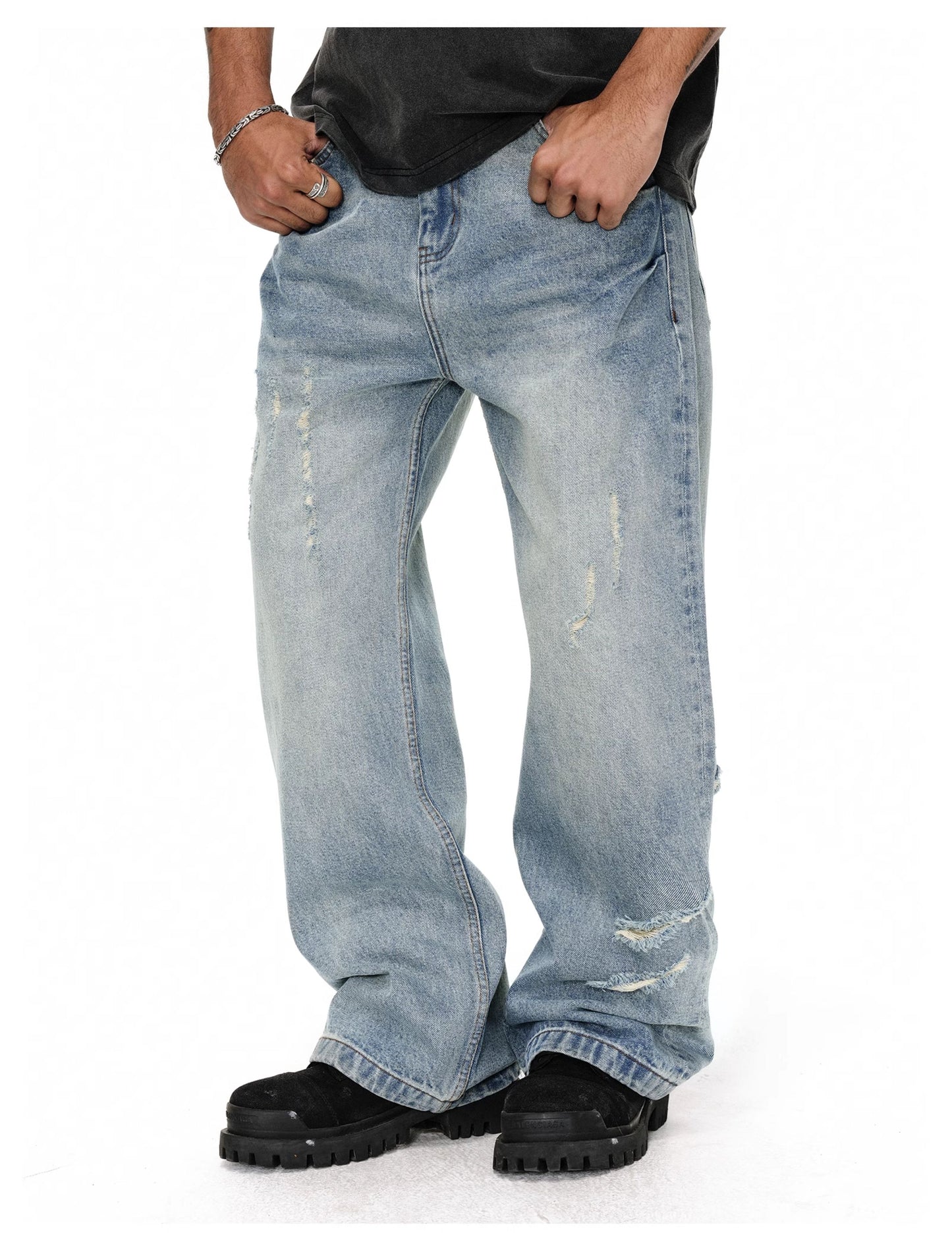 Scratch wash processing flare jeans