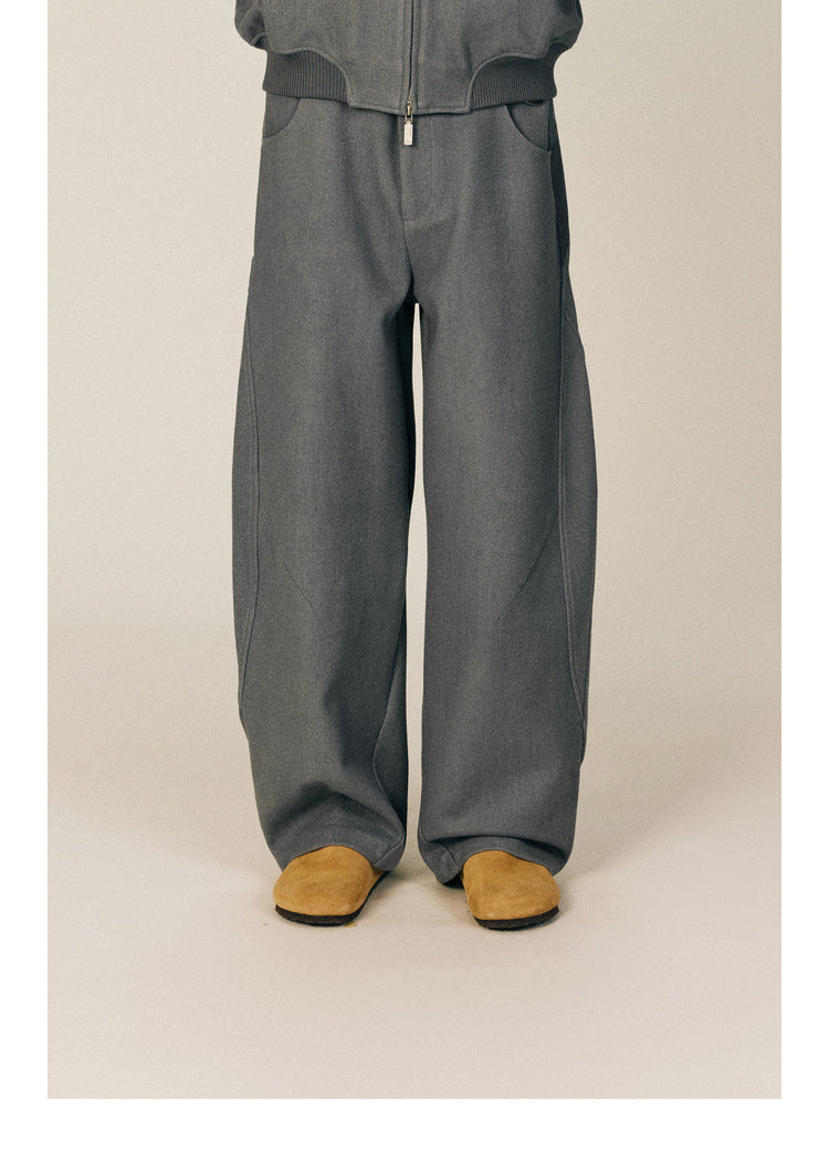 Loose-fitting wool pants