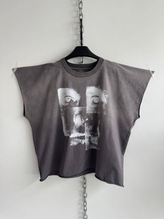 Roll-Edge Sleeveless Shirt