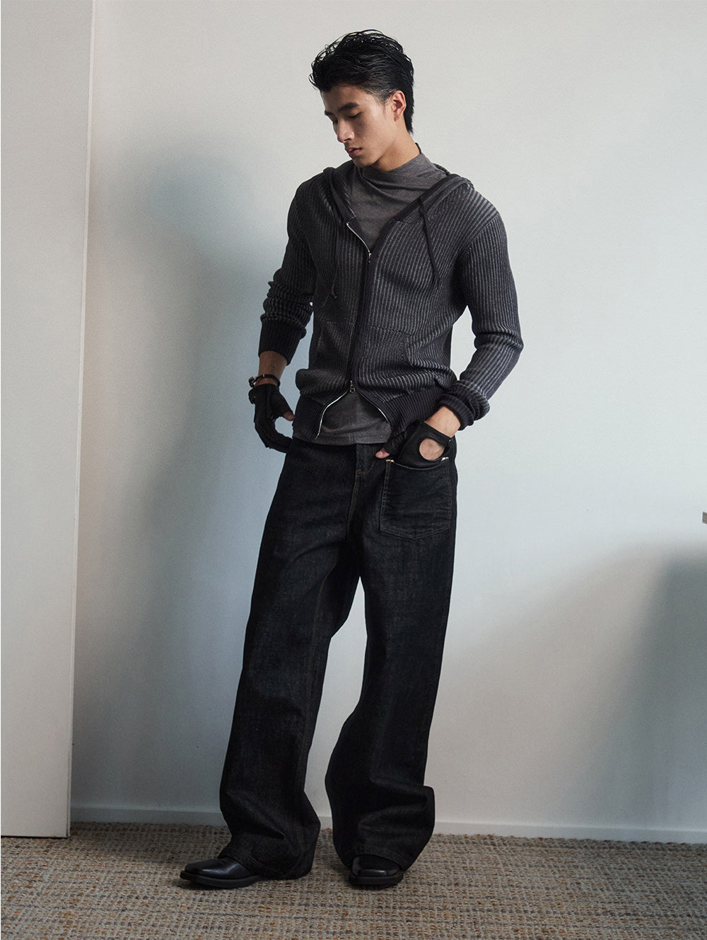 Single-Pocket Denim Pants