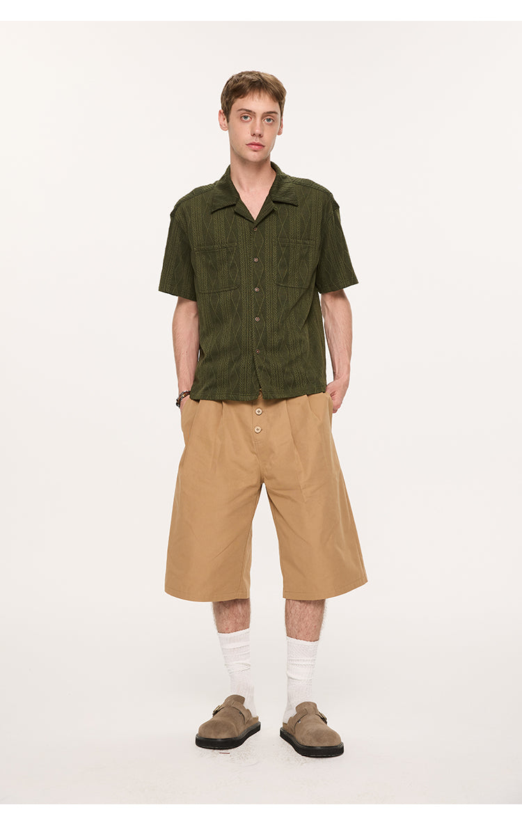 Wooden button lapel shirt