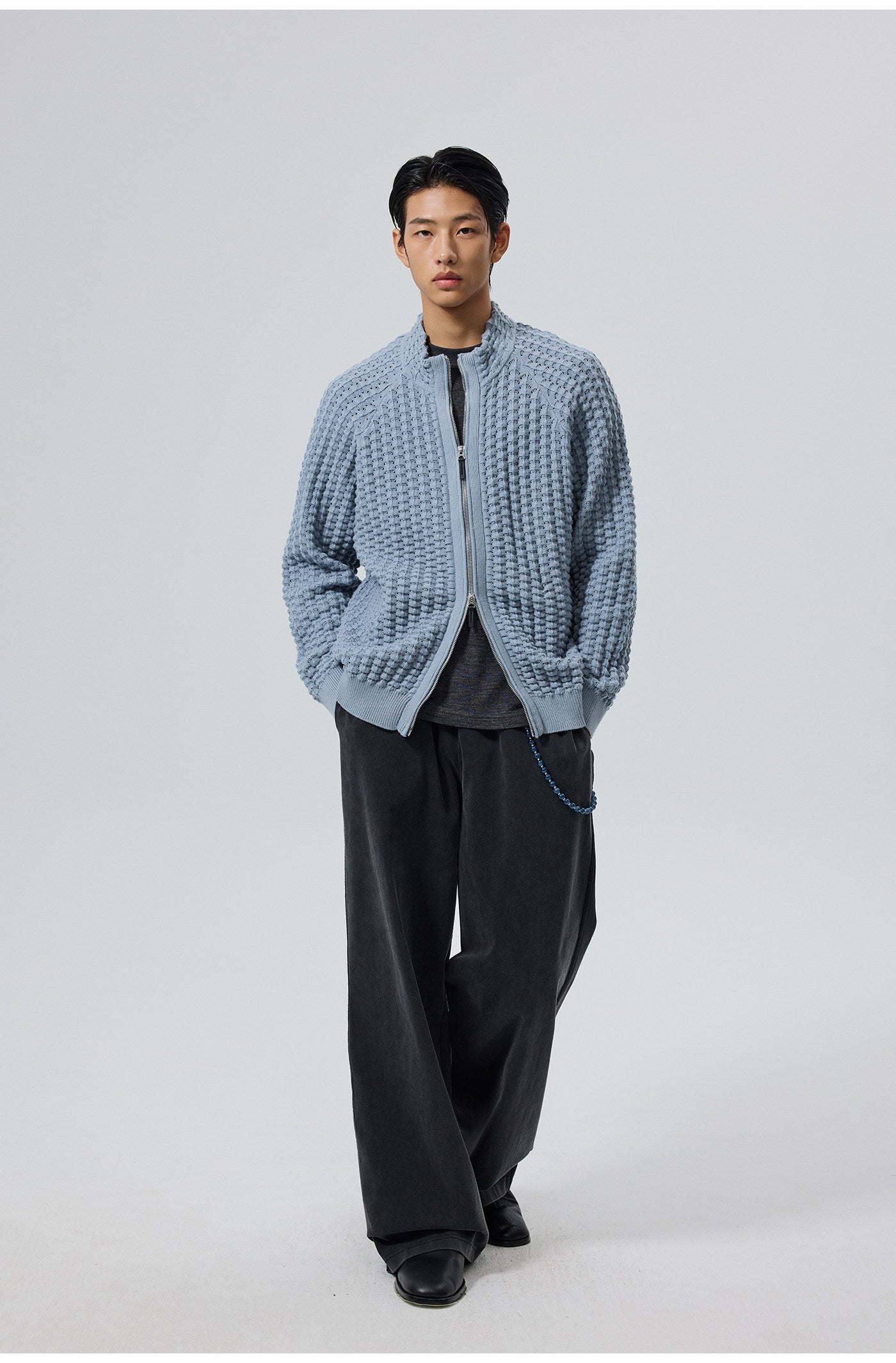 Matte-washed finish Stretch waistband Casual pants