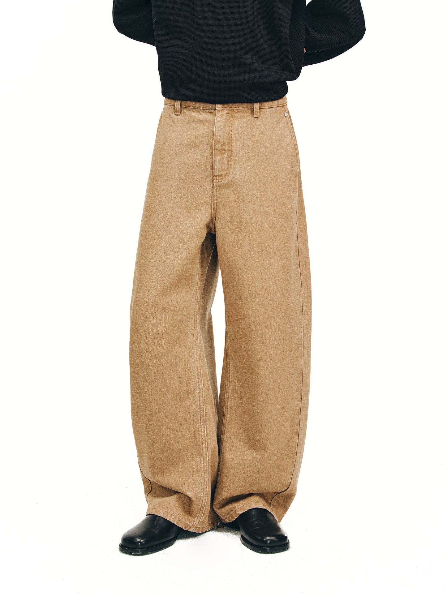 Custom-Woven Curved Denim Pants