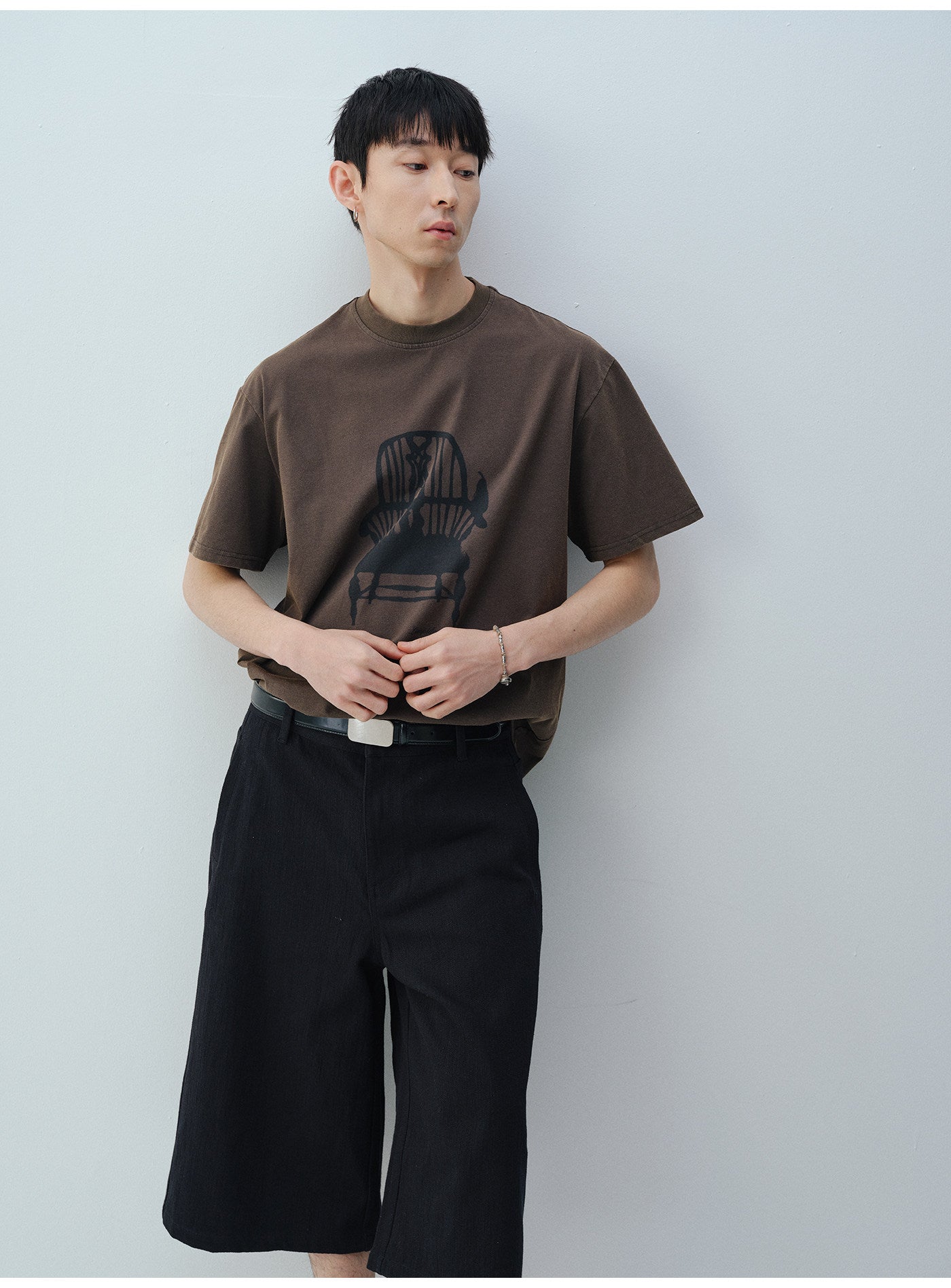 Two-Tone Chair Print T-Shirt