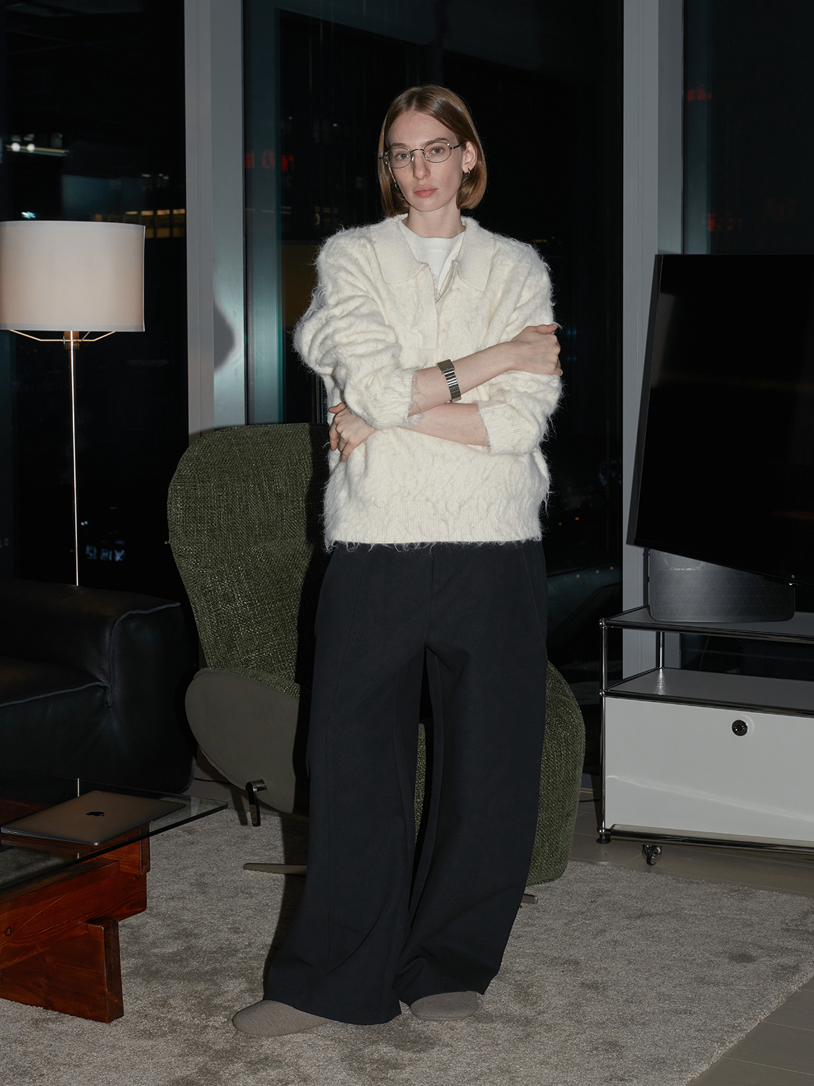 Collar-neck unisex sweater