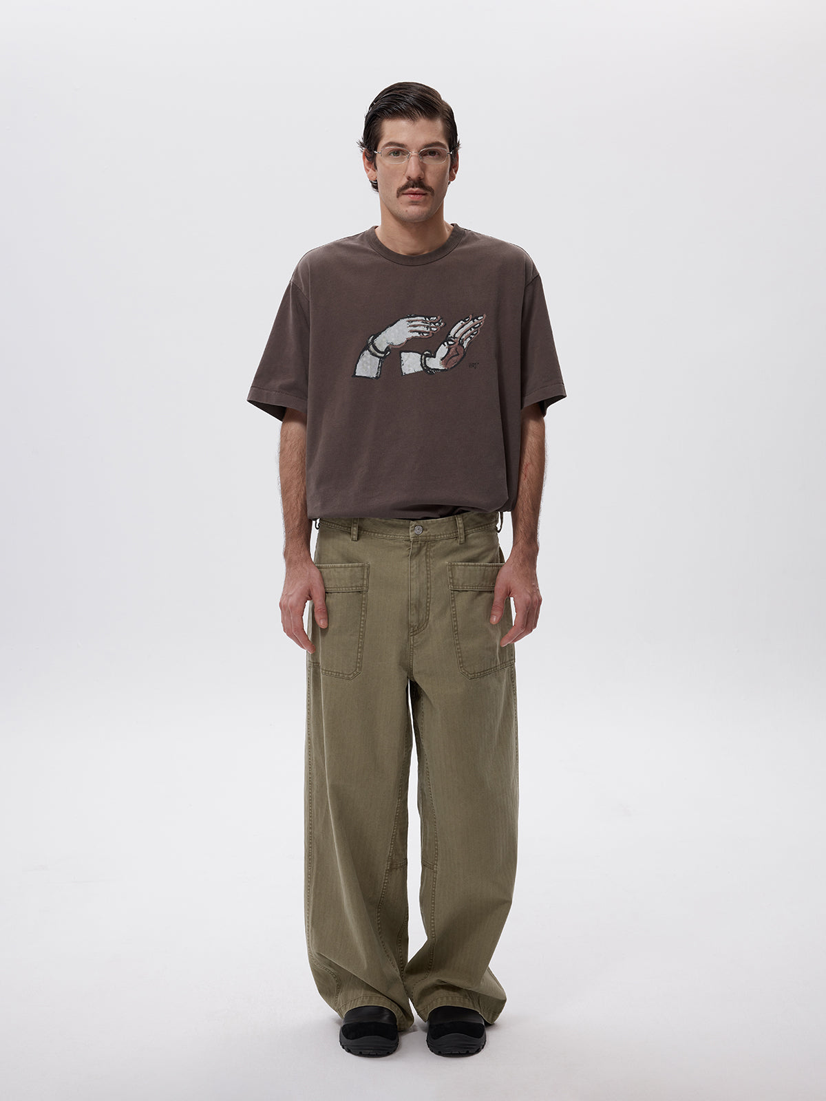 Casual pants with patch pockets