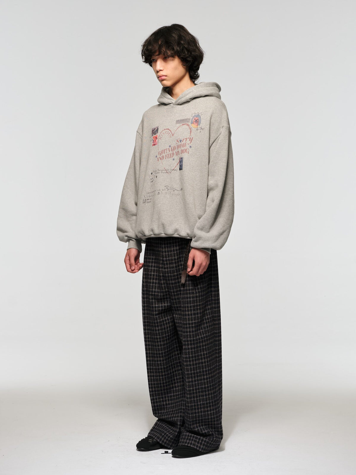 Short, Wide-Fit Sweatshirt