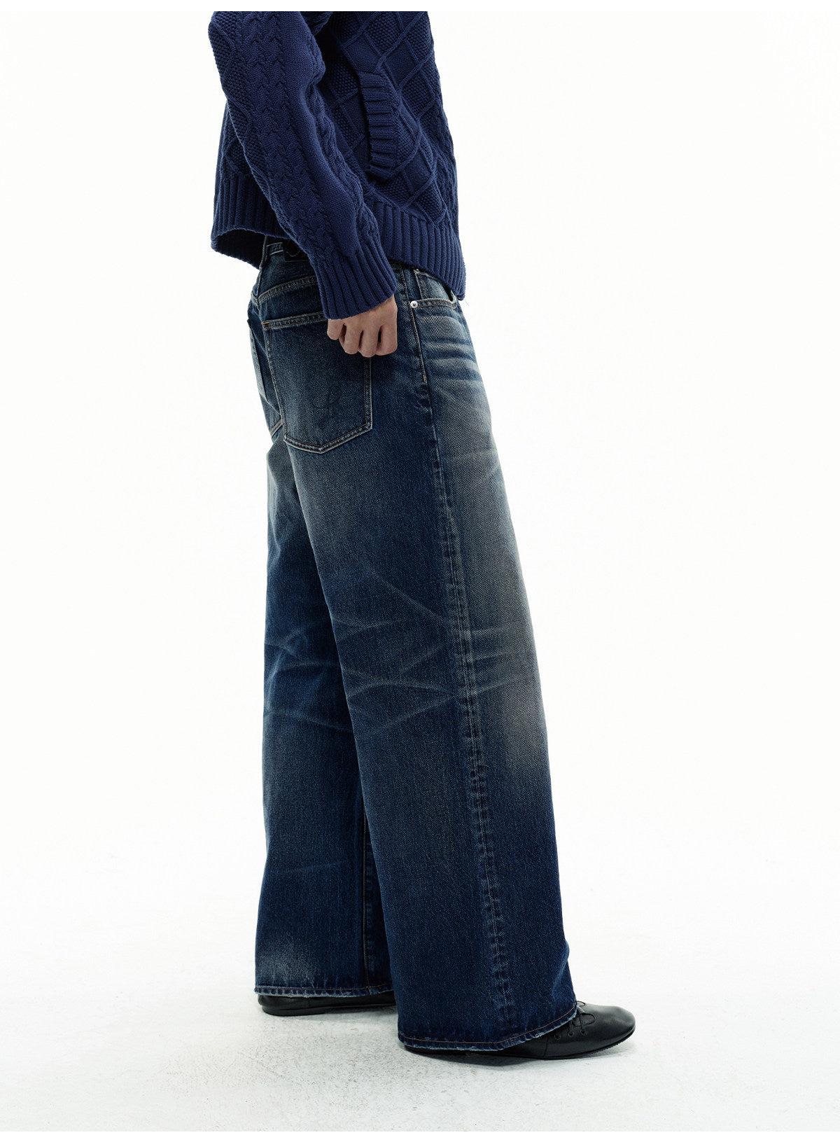 Straight Leg Washed Jeans