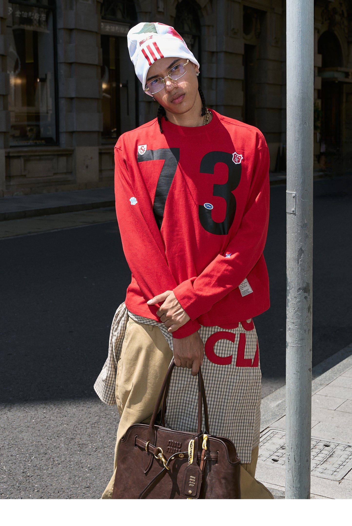 Round Neck Embroidered Print T-Shirt