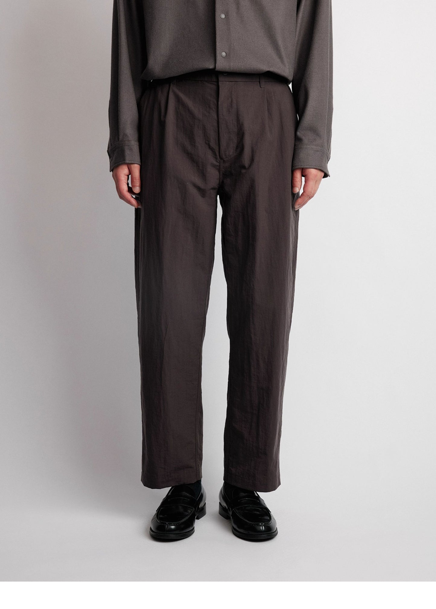 Wrinkle-Resistant Nylon Casual Pants