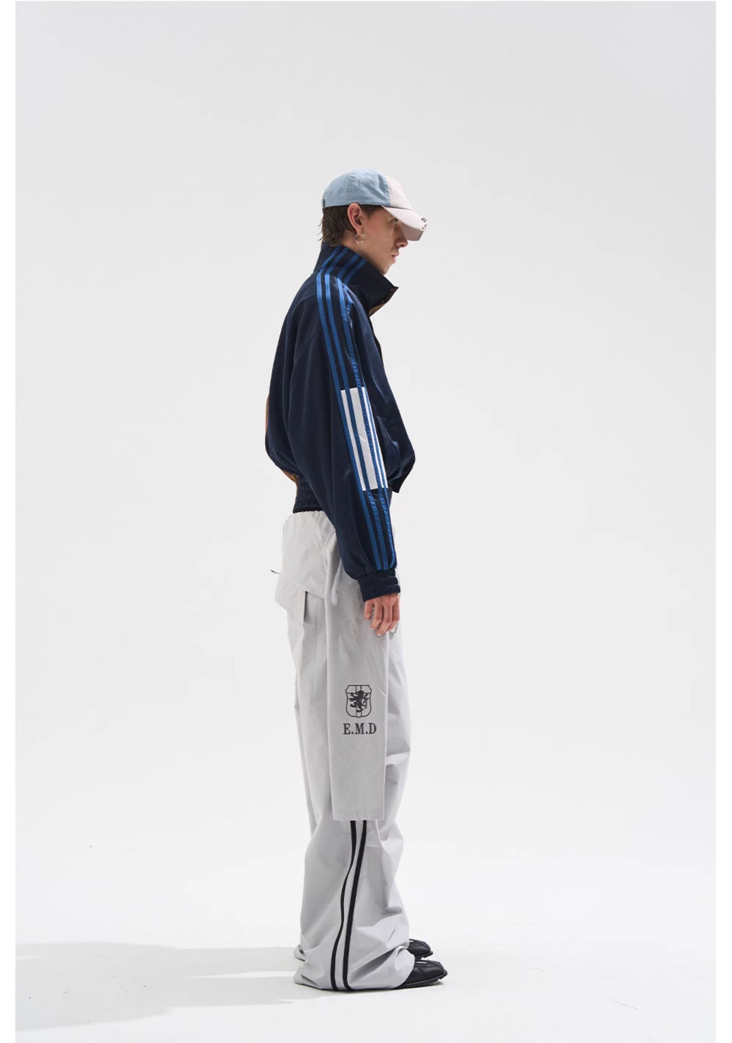 Pleated sweatpants