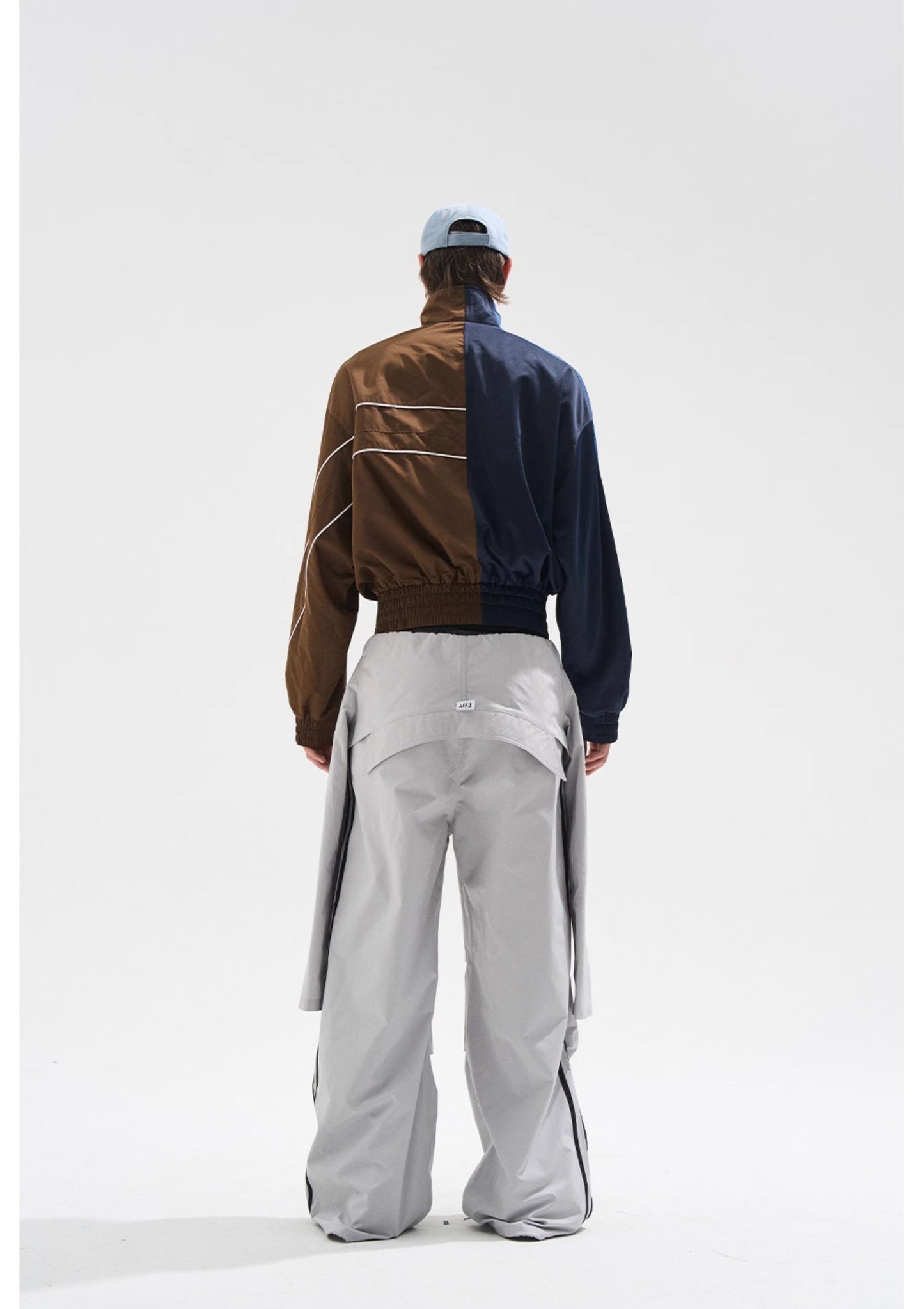 Pleated sweatpants