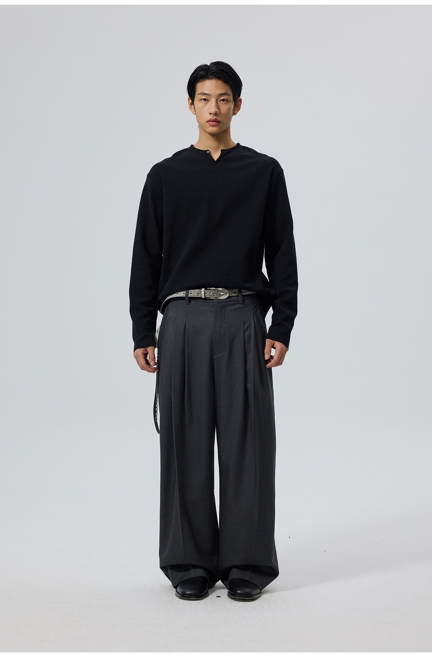 Wrinkle-Resistant Pleated Casual Pants