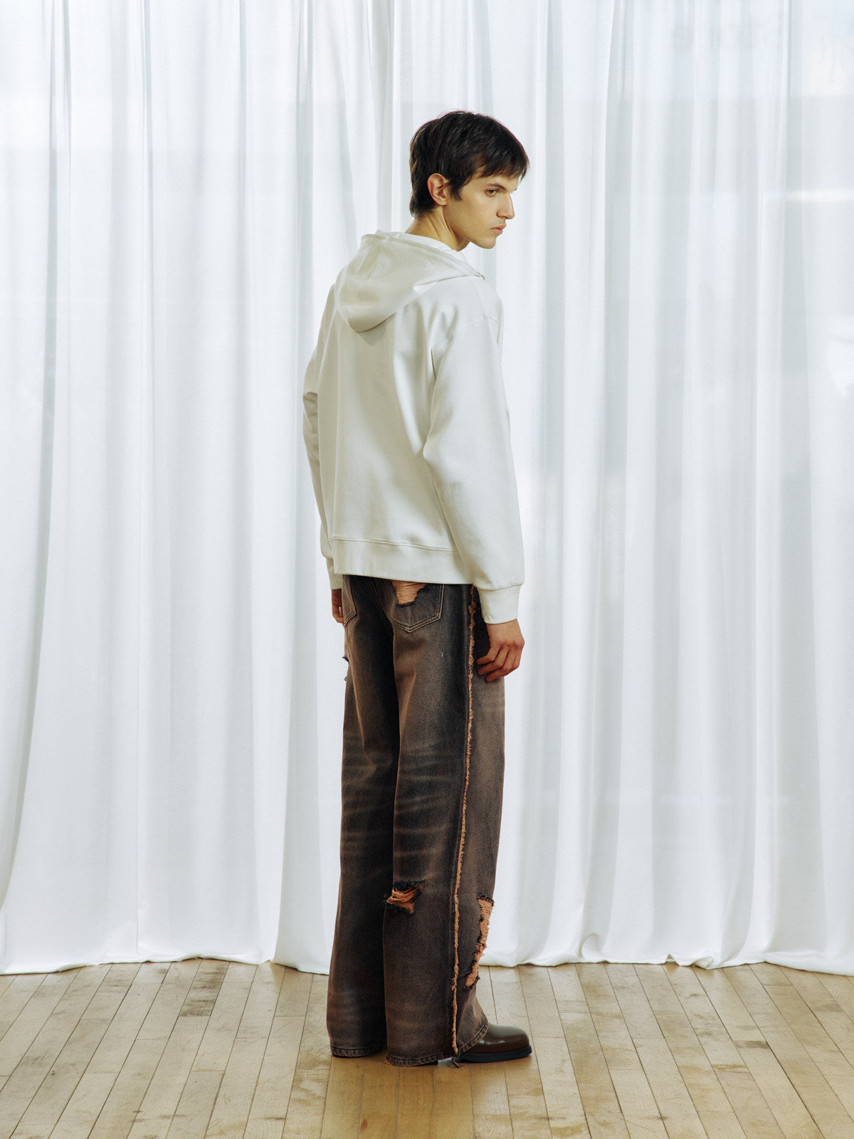Hand-Distressed Cut Frayed Jeans