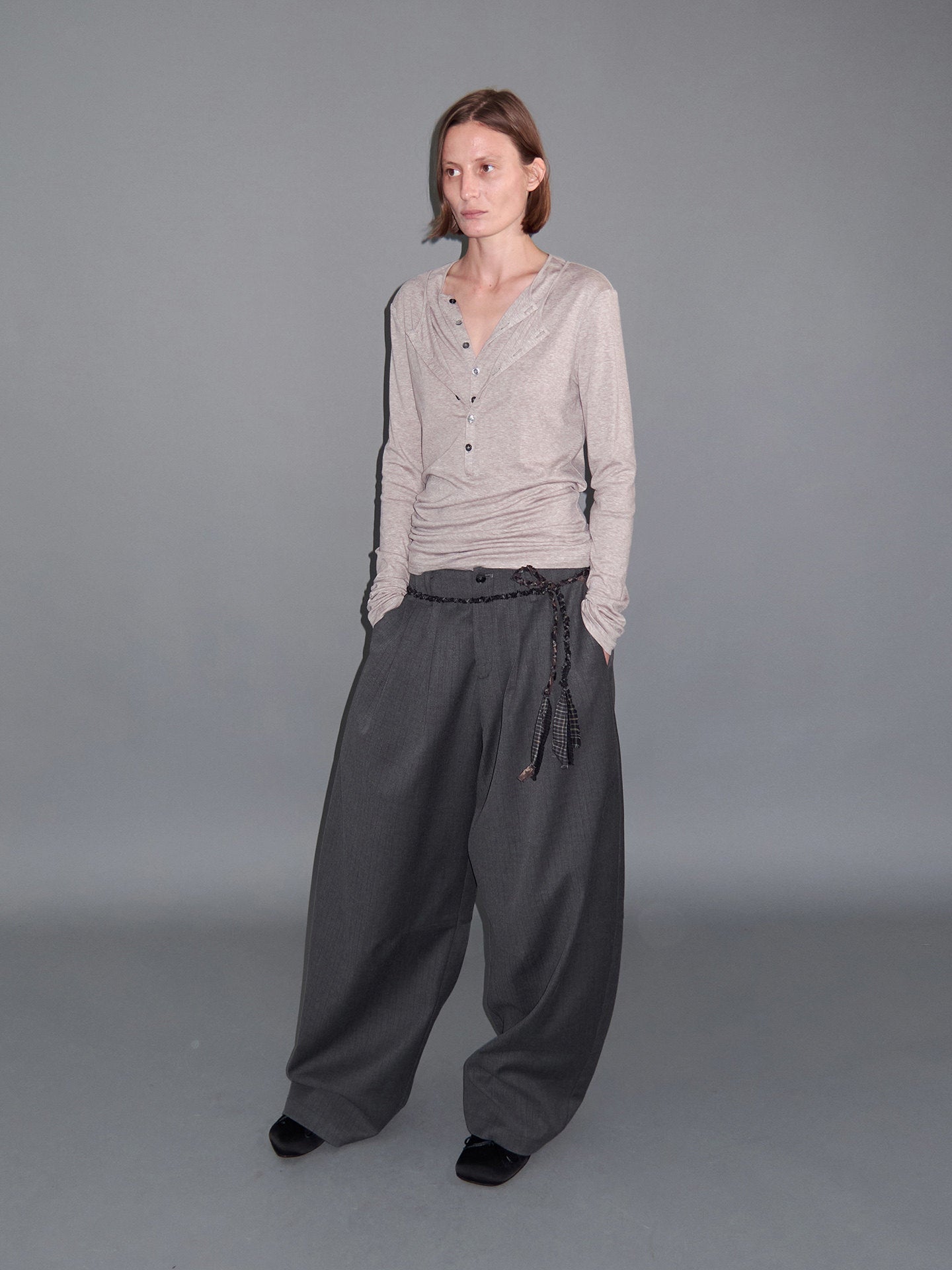 Loose-Fit Curved Casual Pants