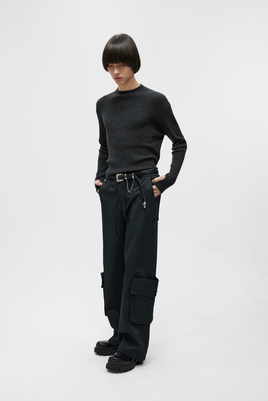 Anti-wrinkle patch pocket work pants