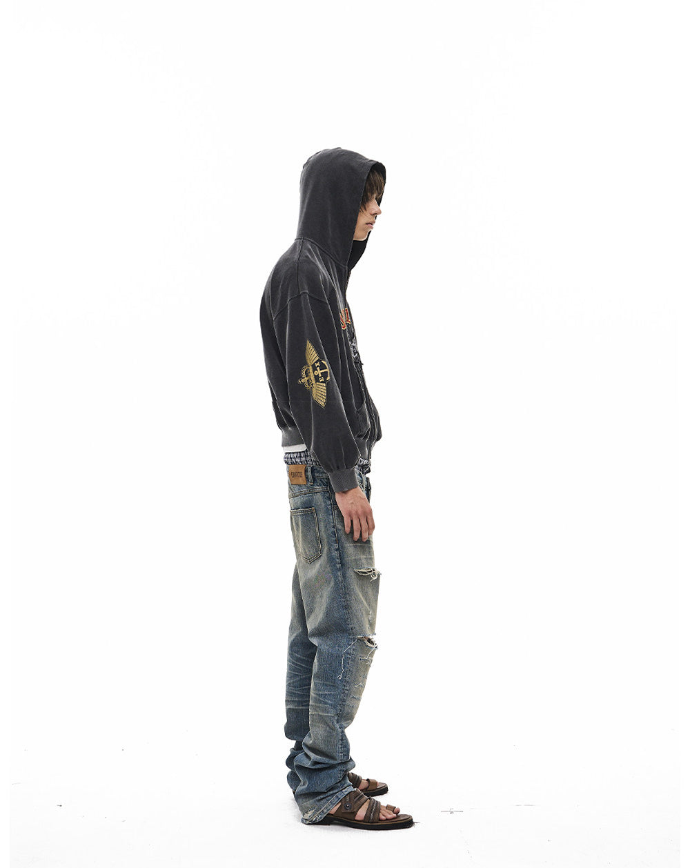 Sweatshirt with Letter-Printed Badge