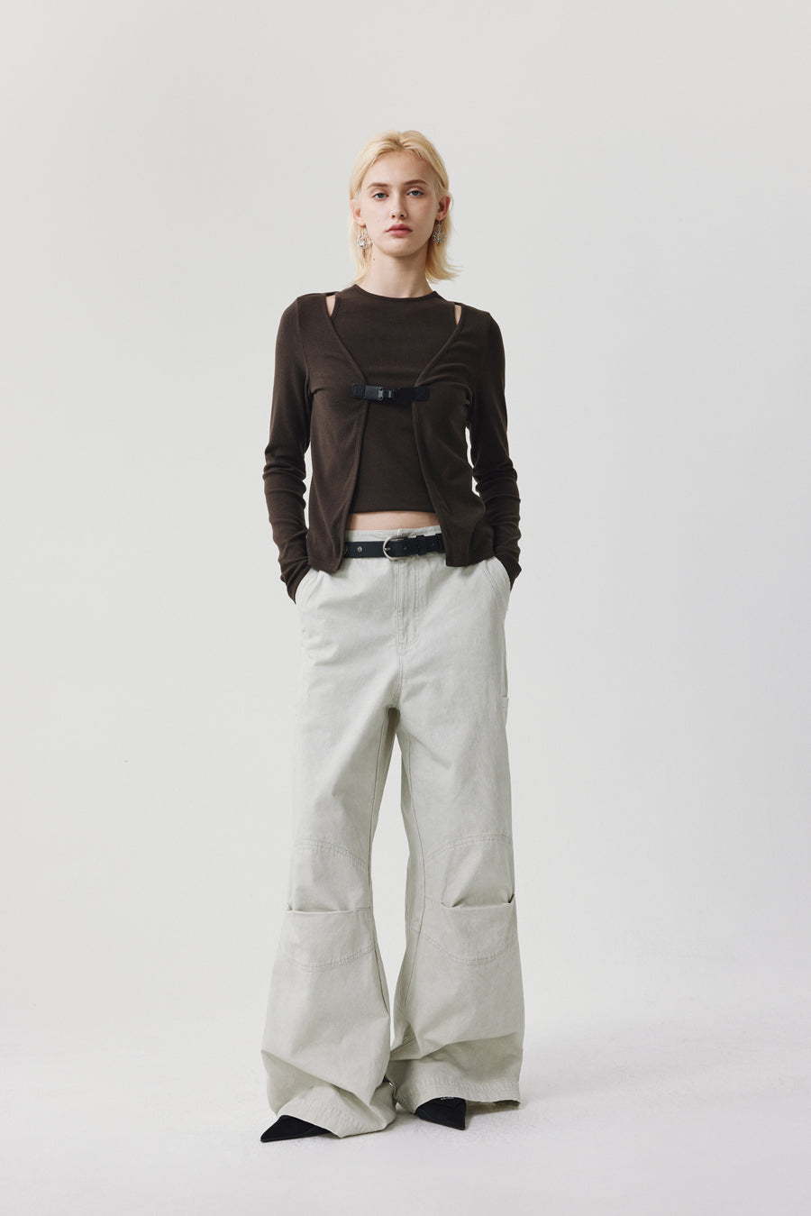 Frayed finish casual pants