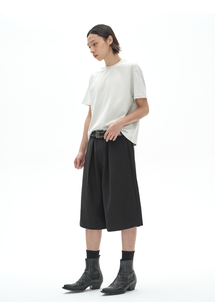 Pleated Simple Shorts