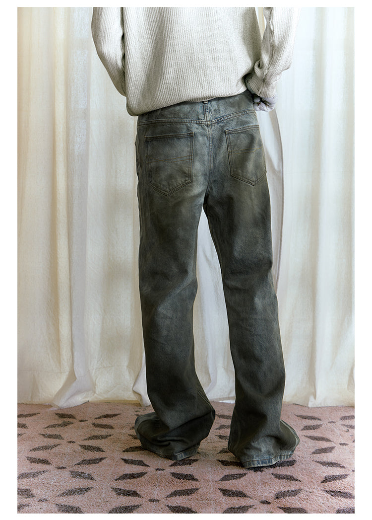 Oil stained jeans with three-dimensional beard