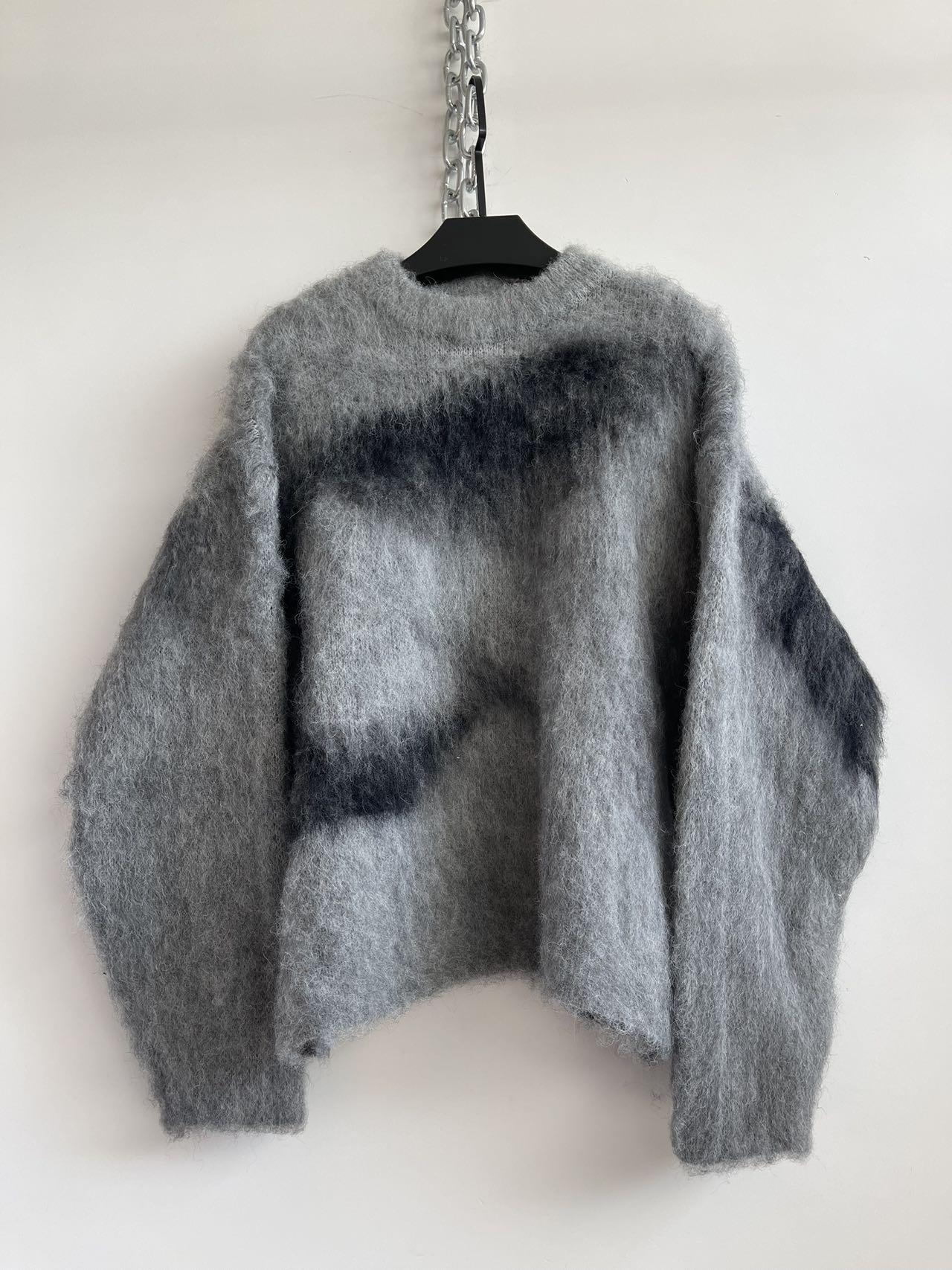 Wool Yarn Knit Wide Silhouette Sweater