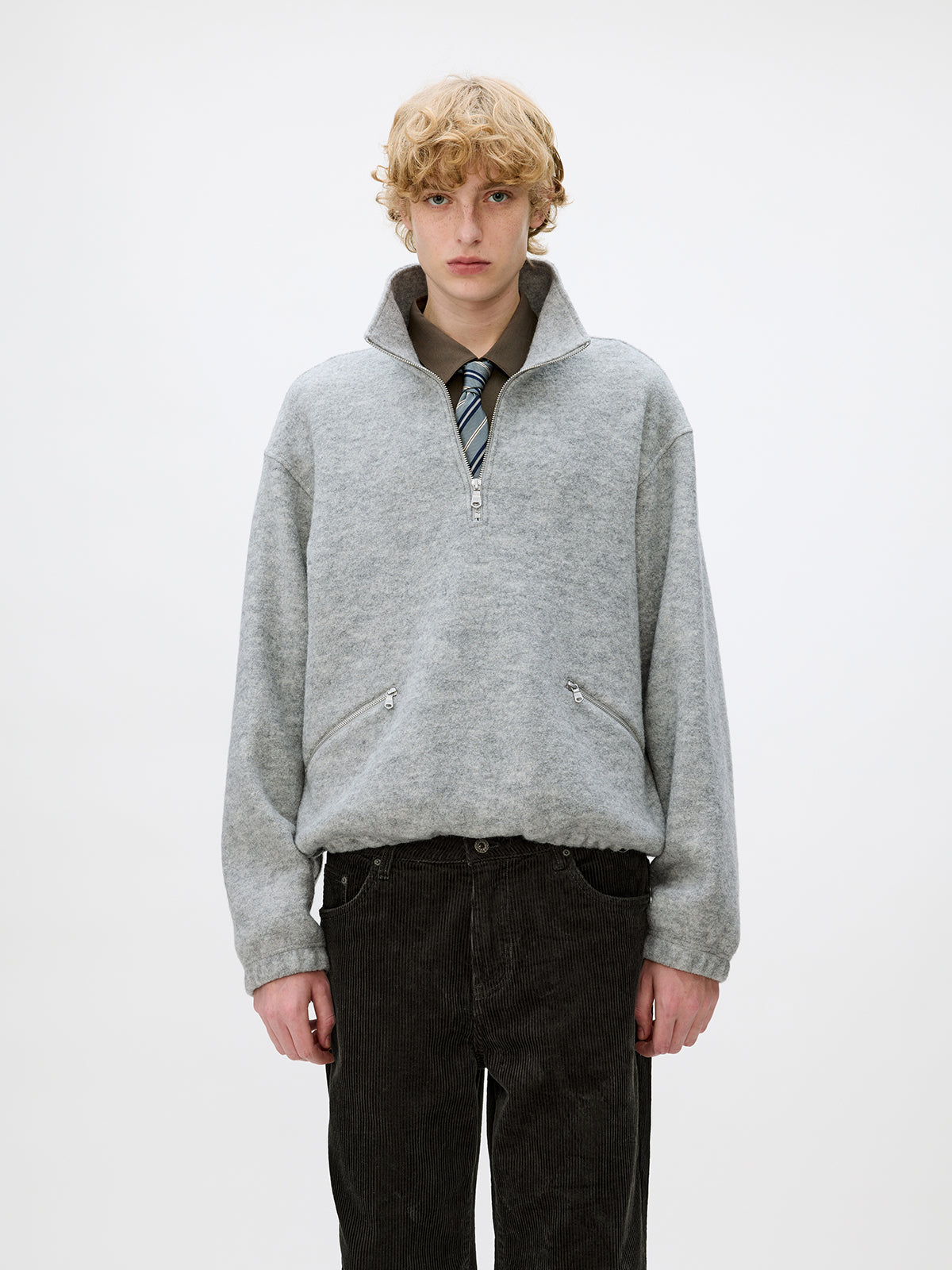 Half-Open Sweatshirt