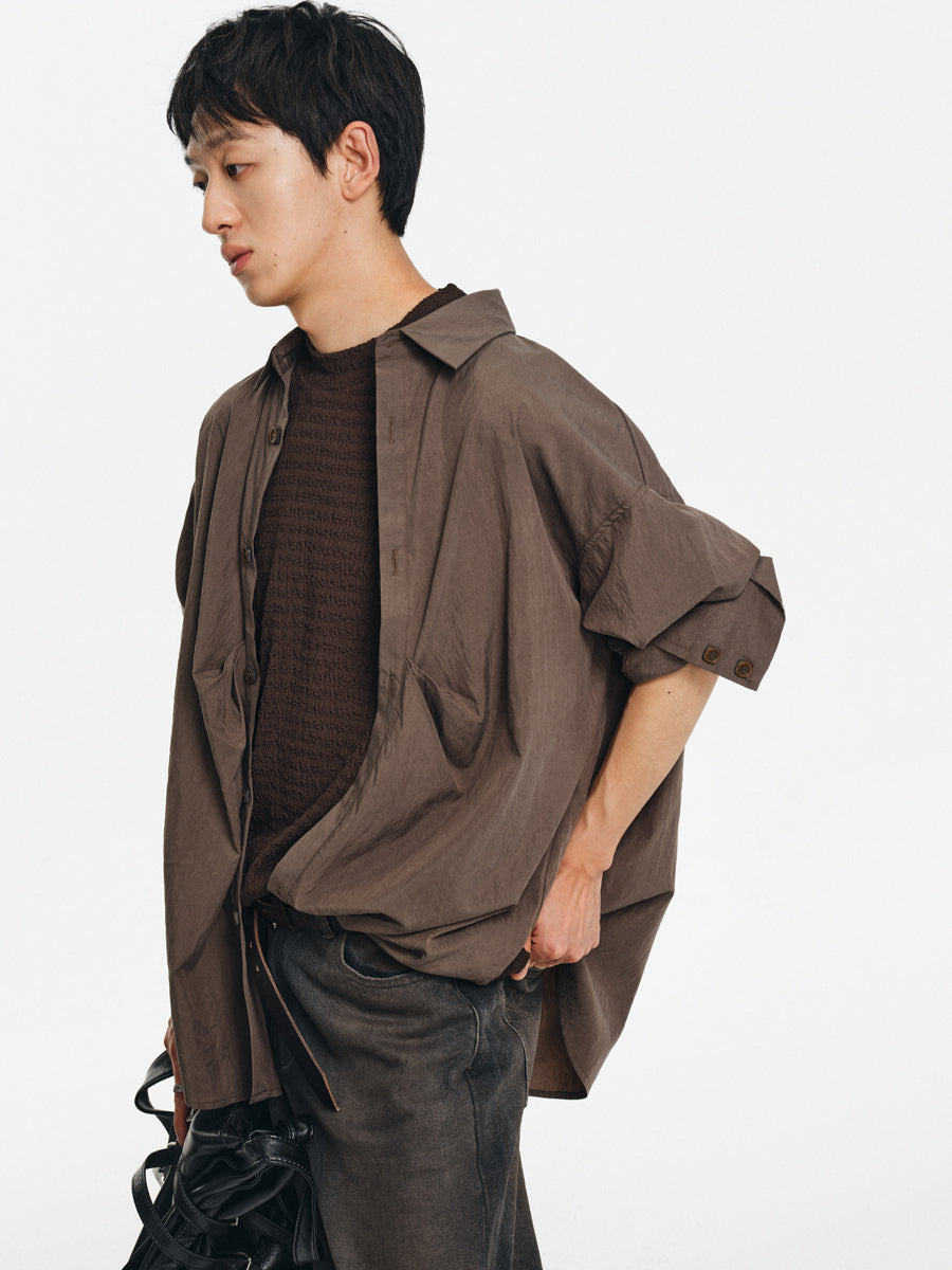 Smooth feel pleated shirt