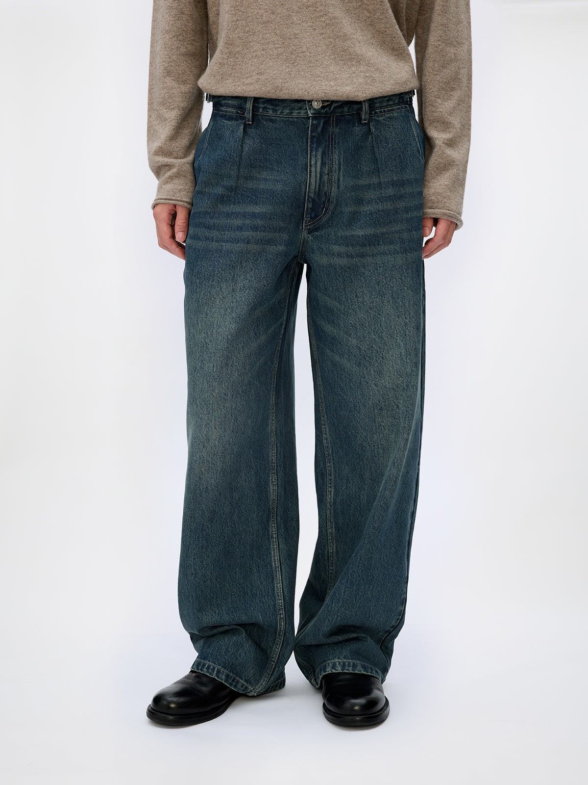 Loose Straight Leg Denim Pants