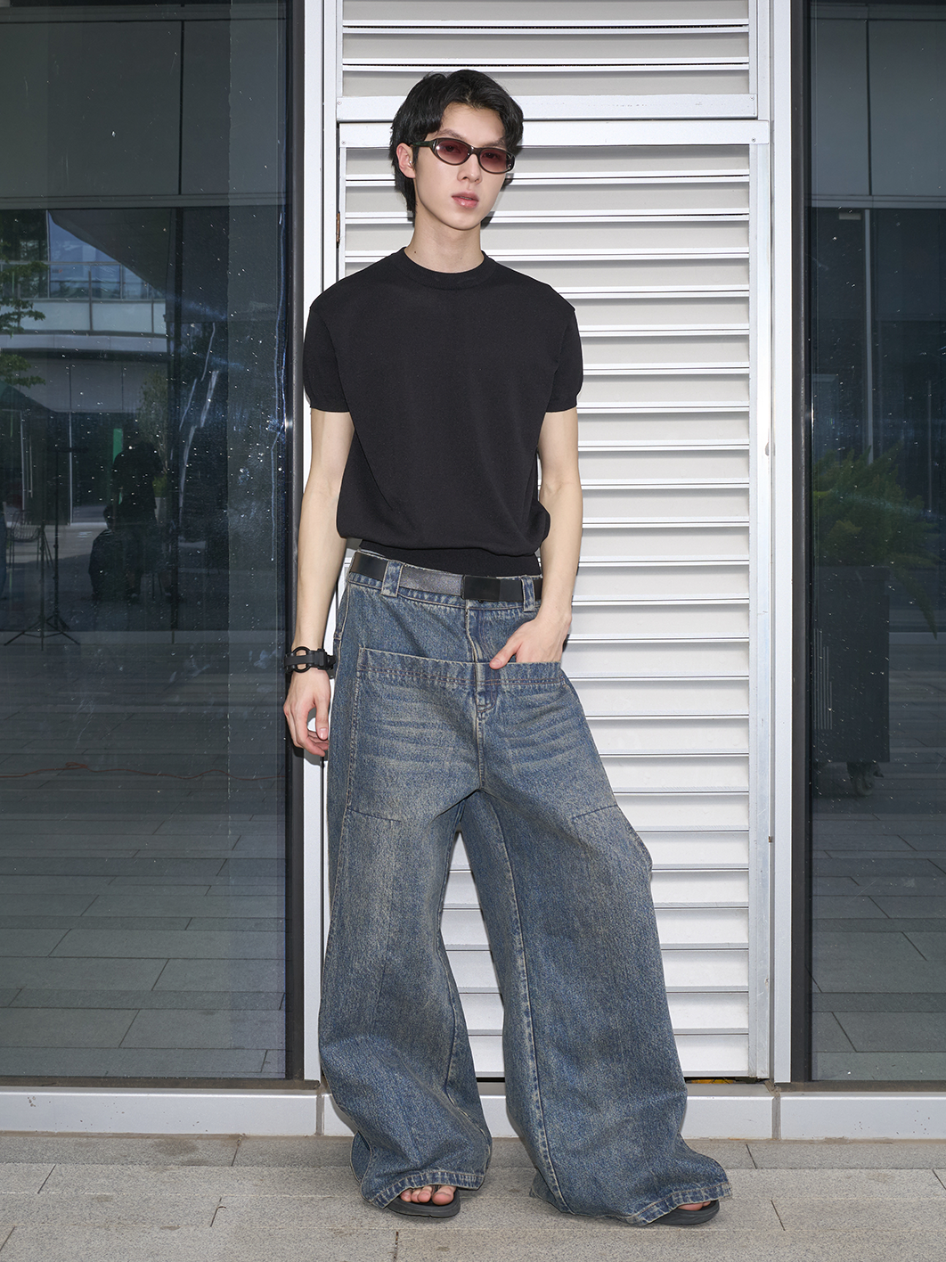 Unisex Loose-Fit Jeans