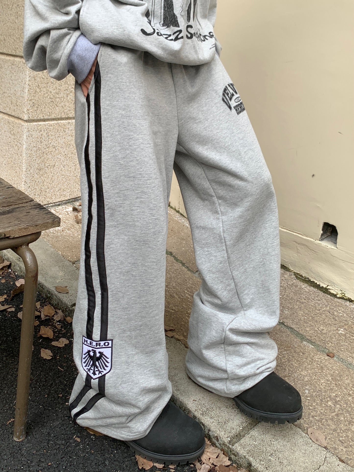 Faux two-piece sweatpants with webbing