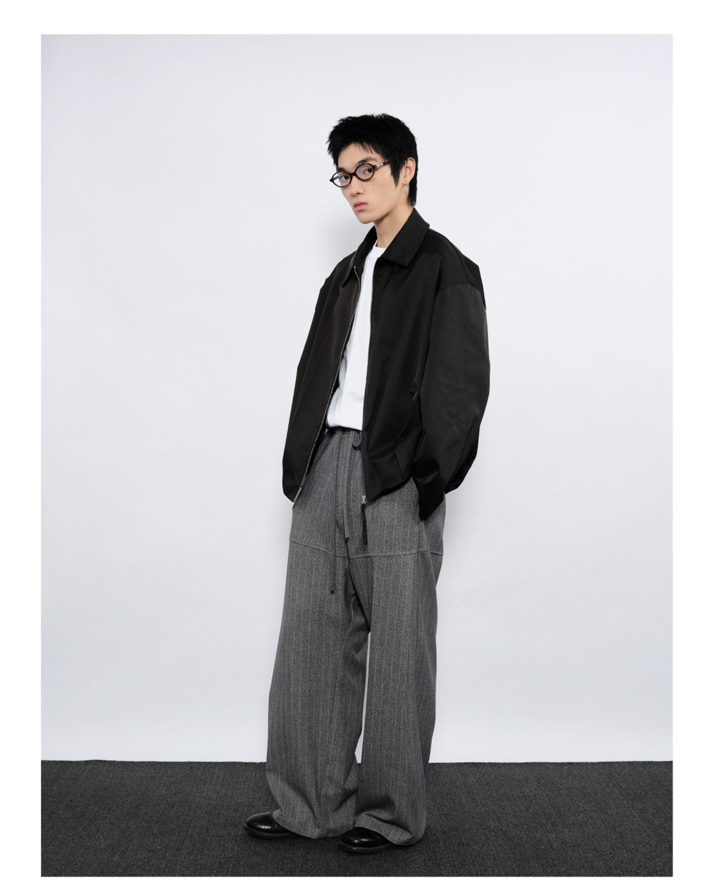 Loose Pleated Silhouette Jacket