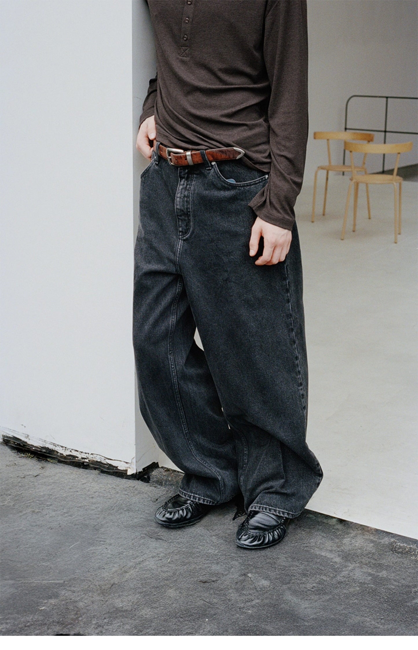 Wash-Finish Relaxed-Fit Wide-Leg Jeans