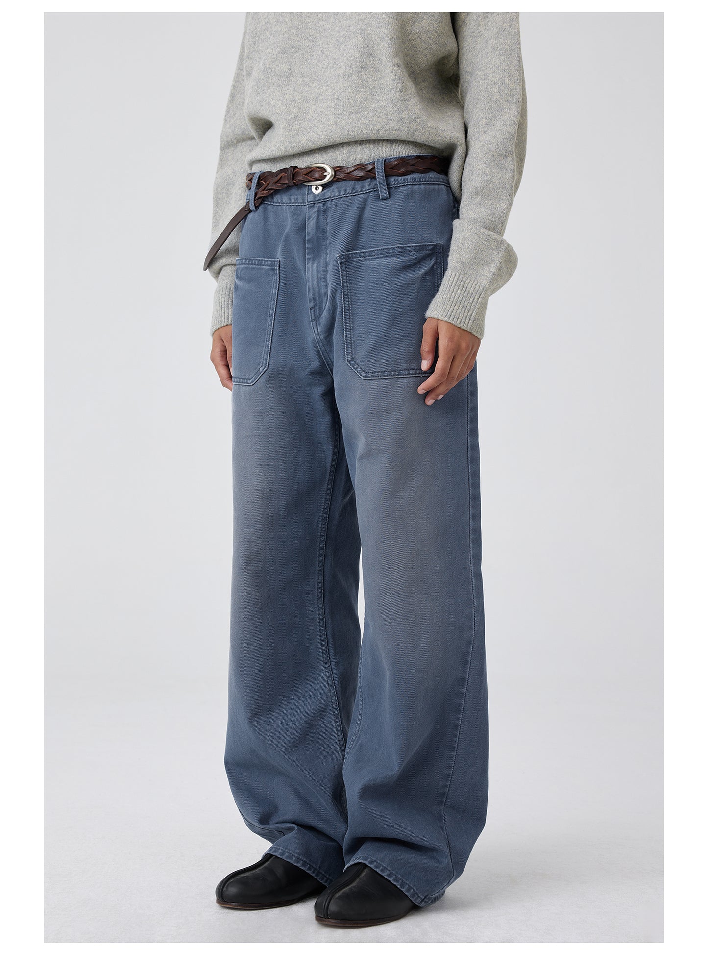 Straight casual pants with patch pockets