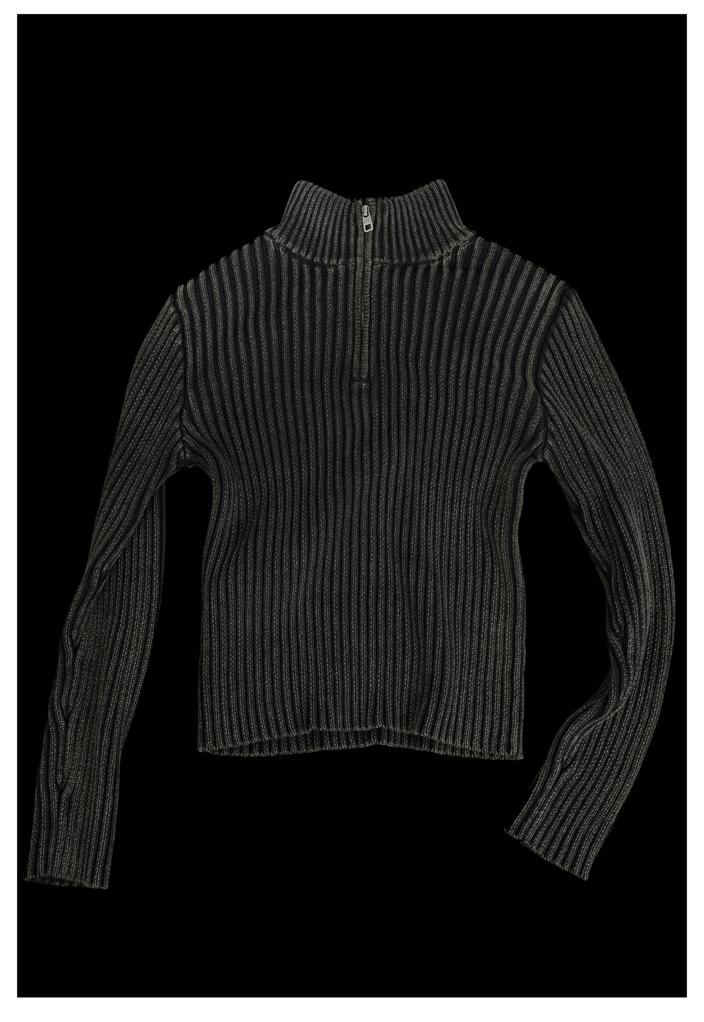 Damage-processed half-zip sweater