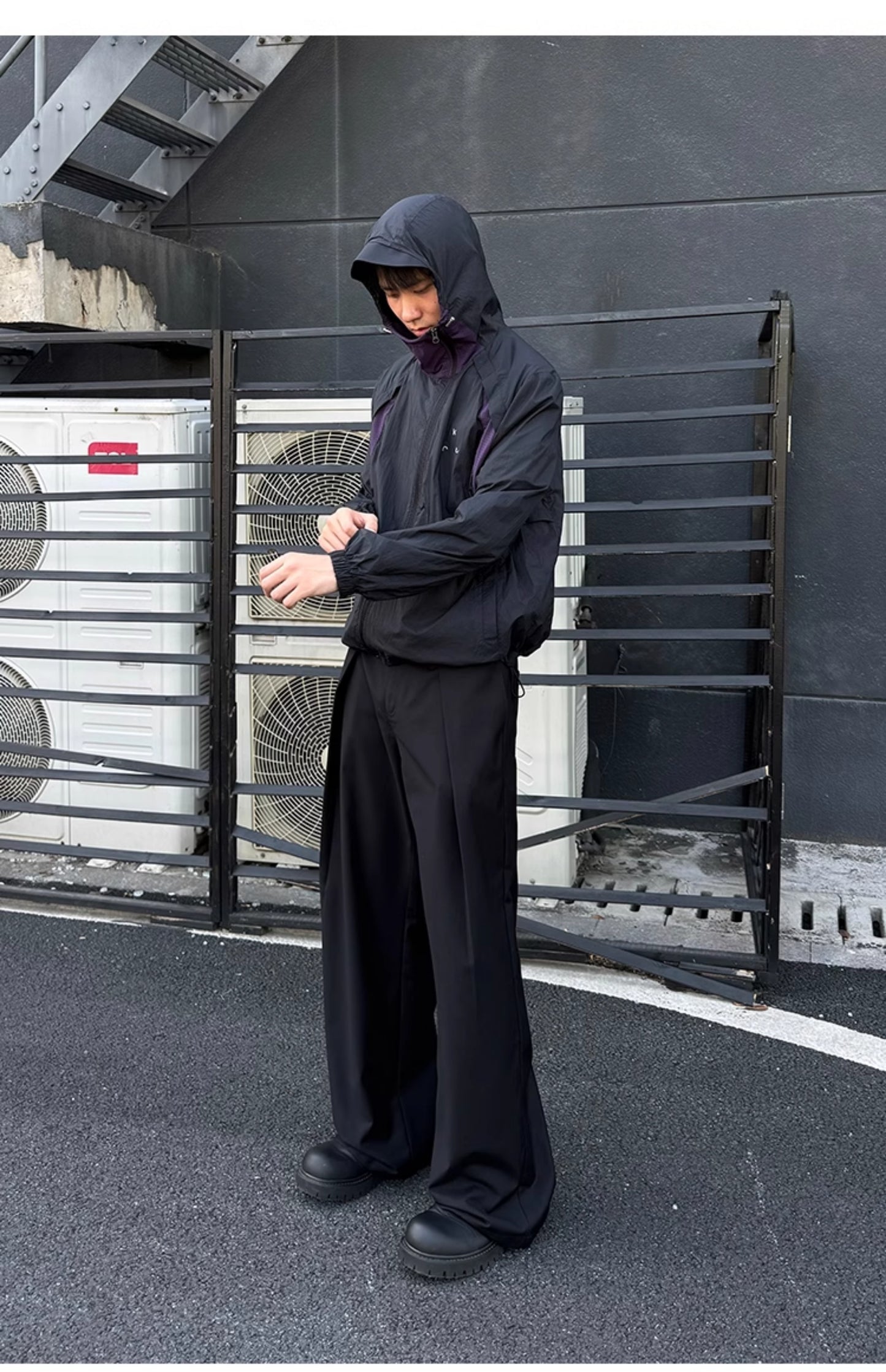 Breathable straight shoulder jacket