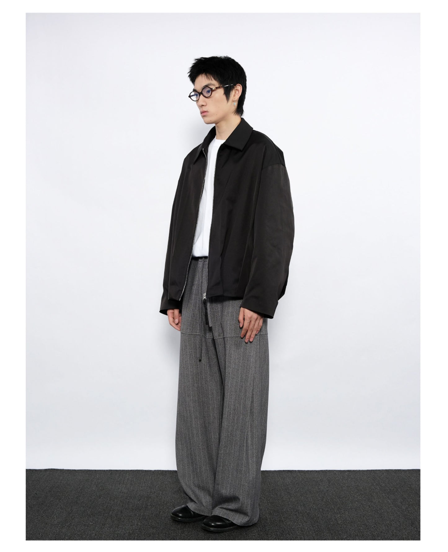 Loose Pleated Silhouette Jacket