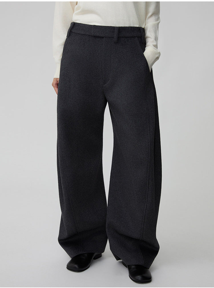 Curve Blade Casual Pants