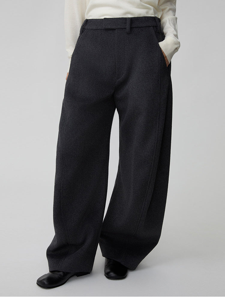 Curve Blade Casual Pants