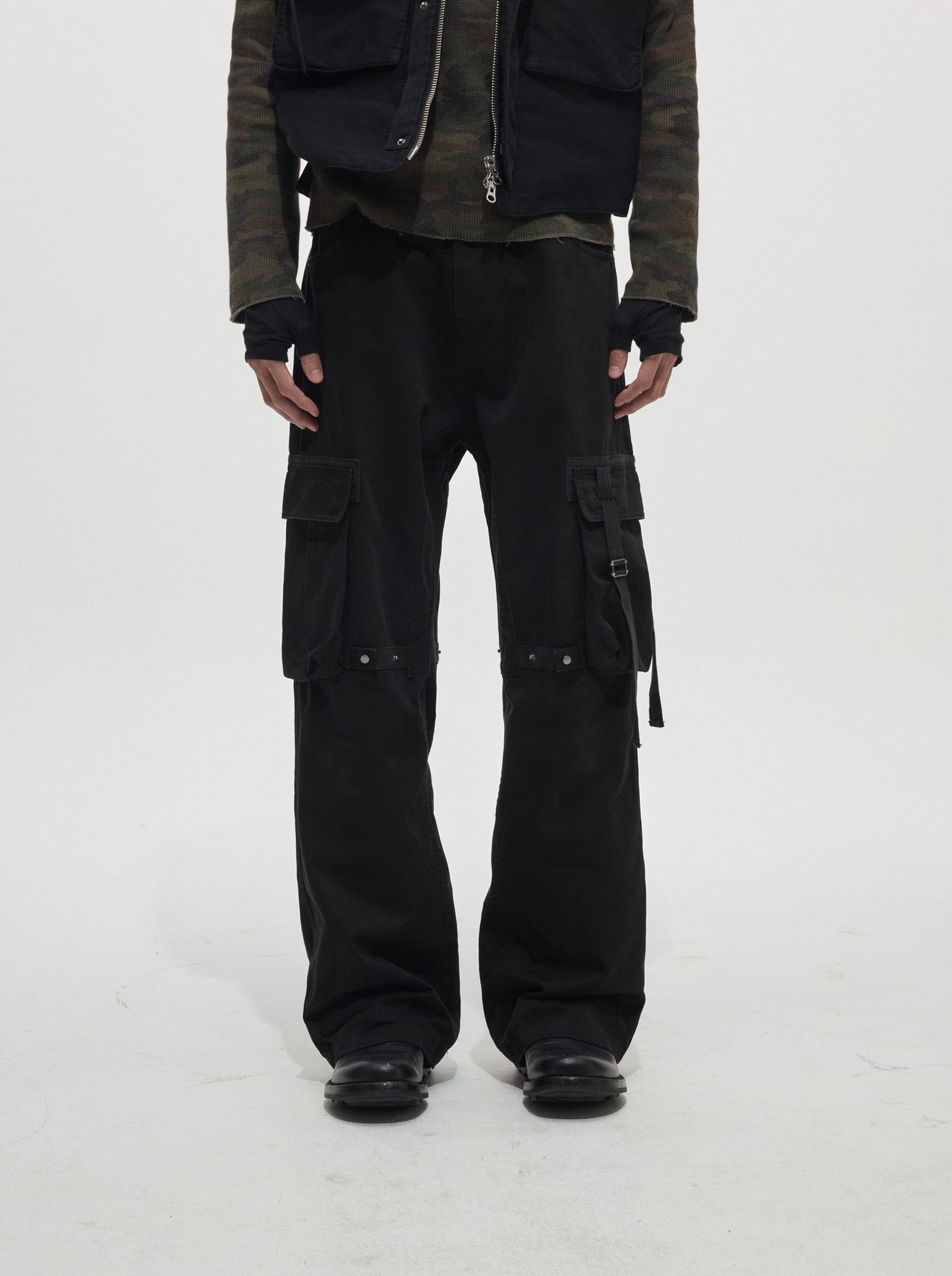 Webbing-Washed Cargo Pants