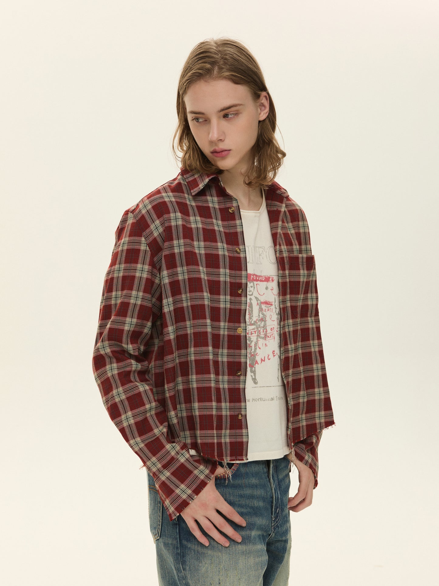 Checkered wrinkle-resistant shirt