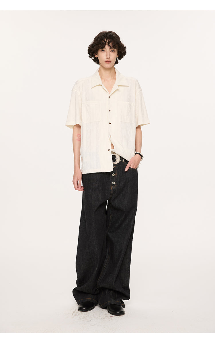 Wooden button lapel shirt