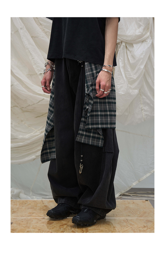 Decorative scarf with zipper