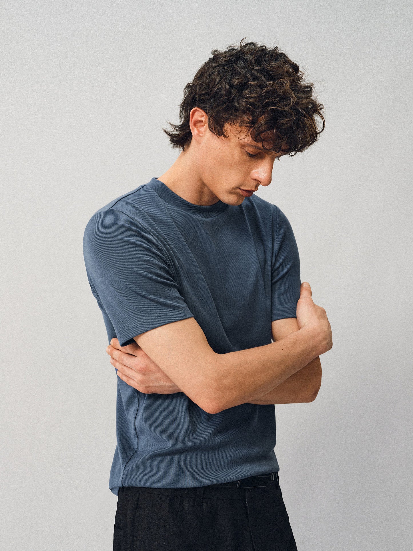 Fine-Striped Fitted Round-Neck T-Shirt