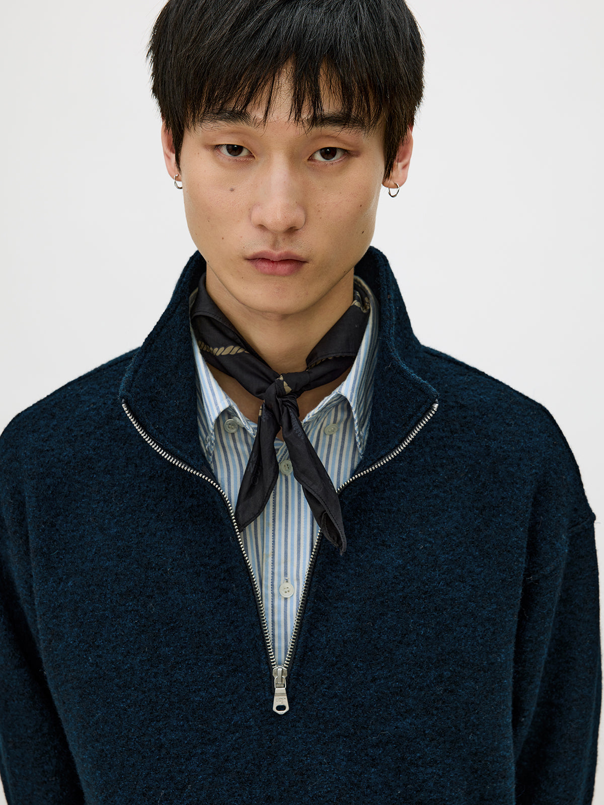 Half-Open Sweatshirt