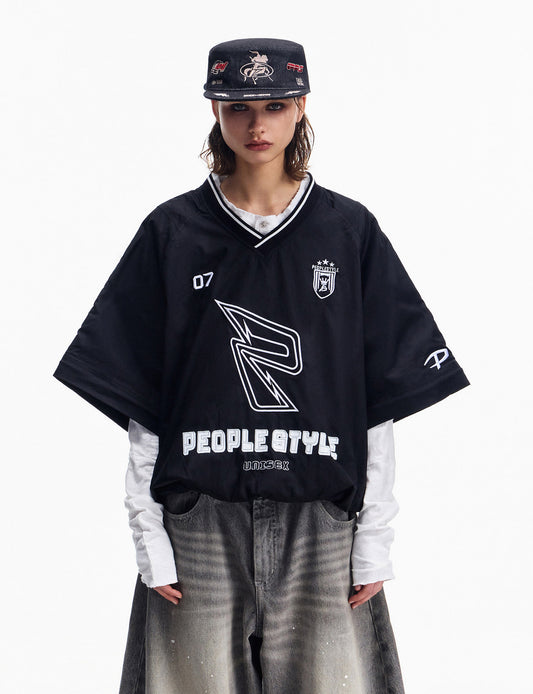 Detachable sleeves V-neck shirt