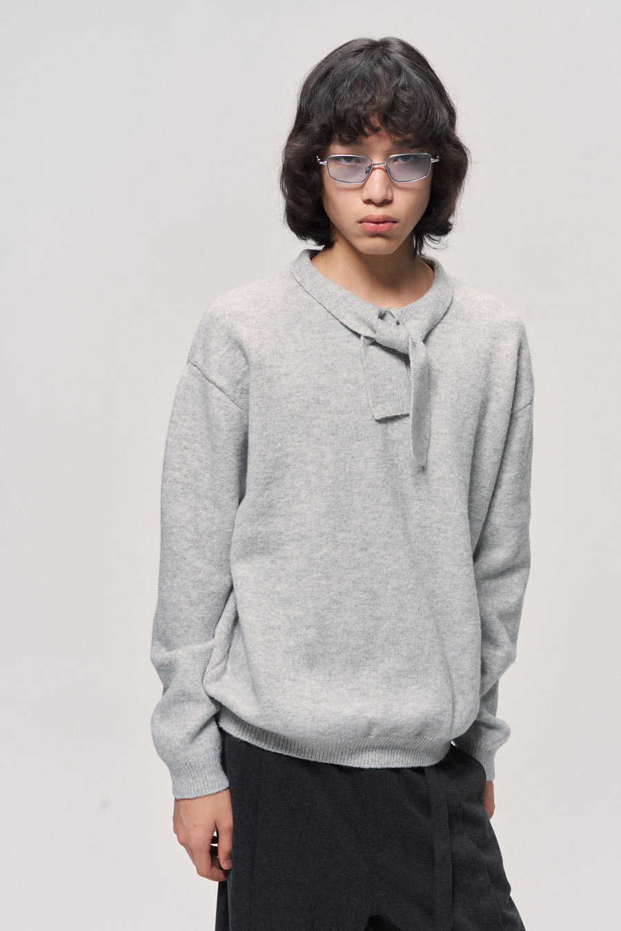 Bow Tie Round Neck Pullover Sweater