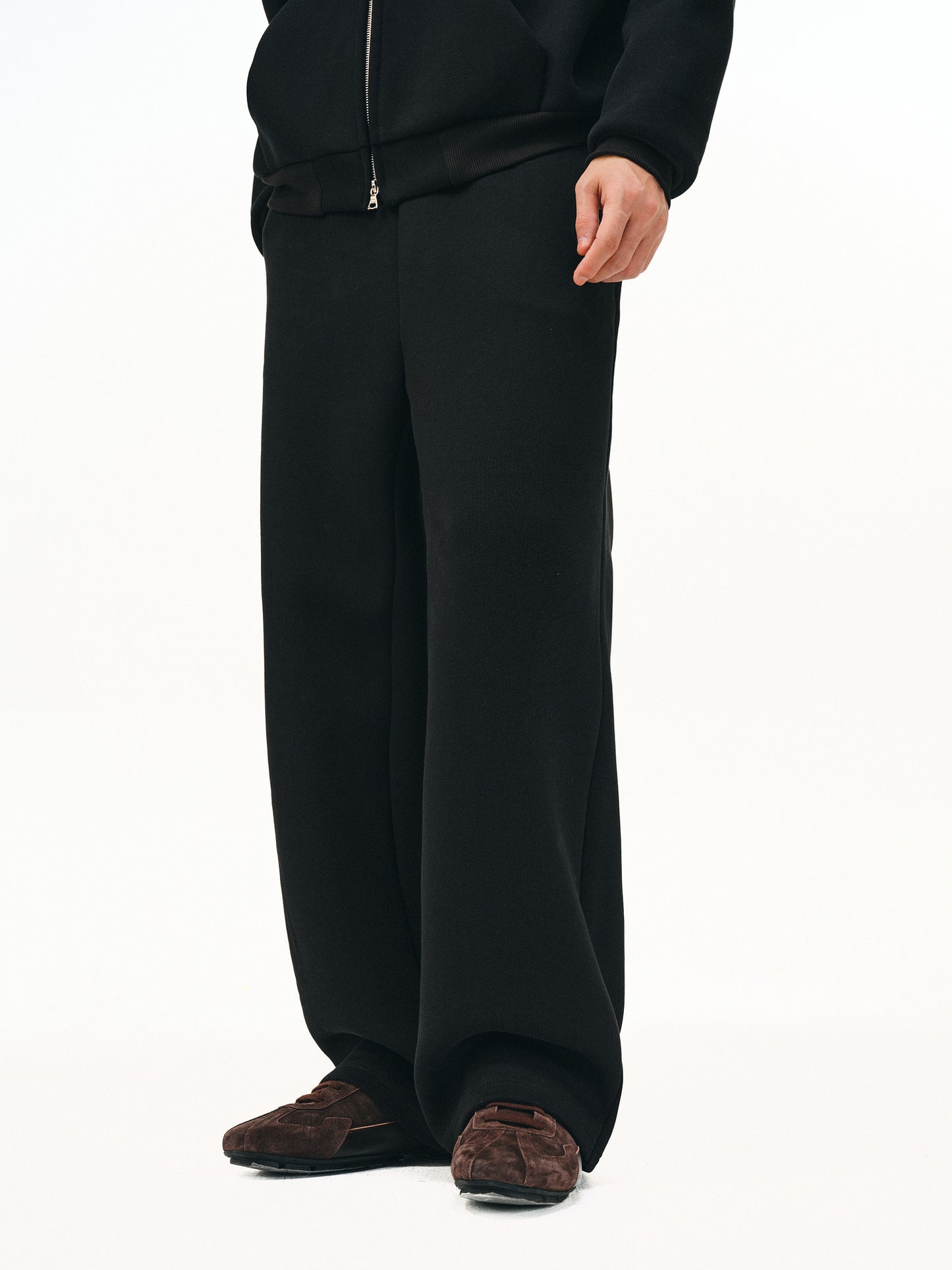 Heavy-textured sweatpants