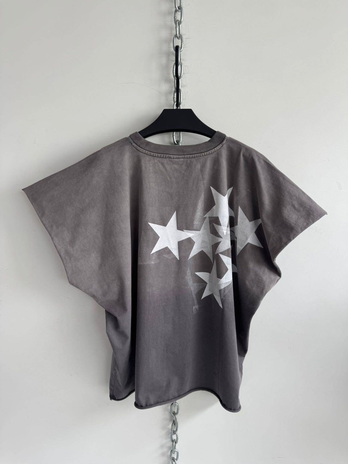 Roll-Edge Sleeveless Shirt