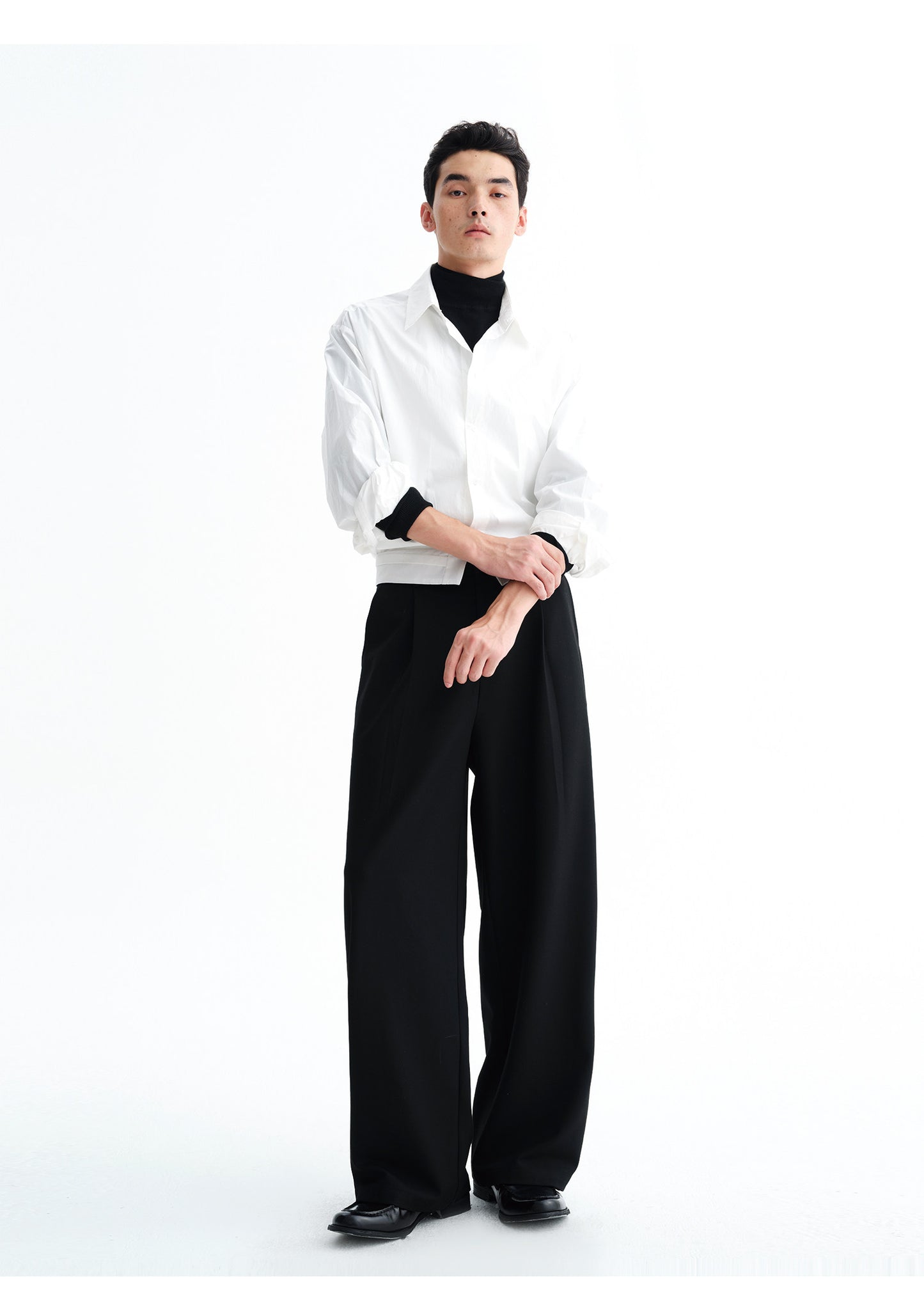 Turned-up hem wide-leg pants