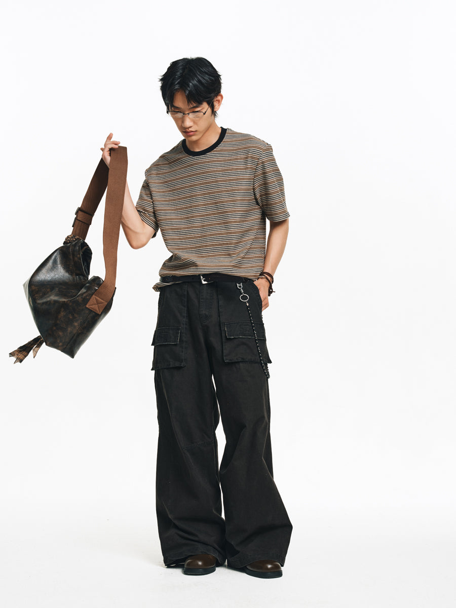 Contrast color T-shirt